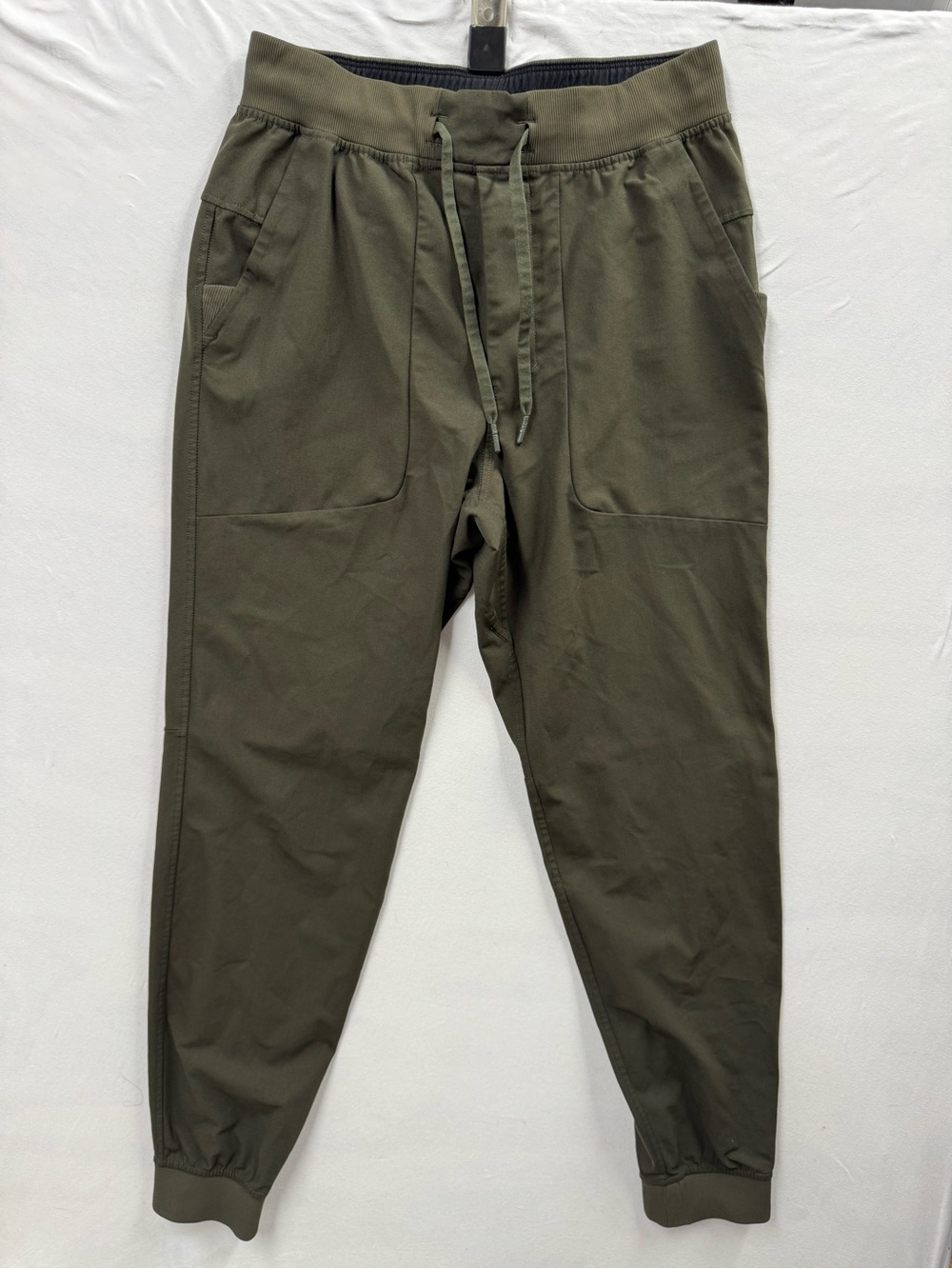 Lululemon ABC Warpstreme Jogger Pants Men’s Size Medium LM5AOLS Olive Green